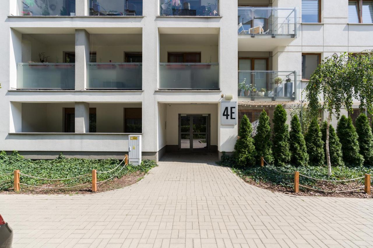 Czarnieckiego Apartment With Balcony Poznan By Noclegi Renters Exterior photo